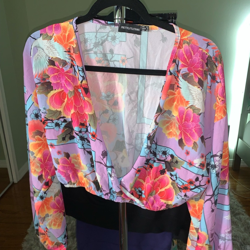 Floral cropped top